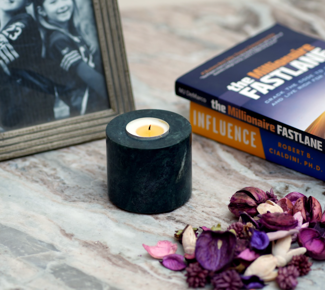 HAVEN CANDLes STAND